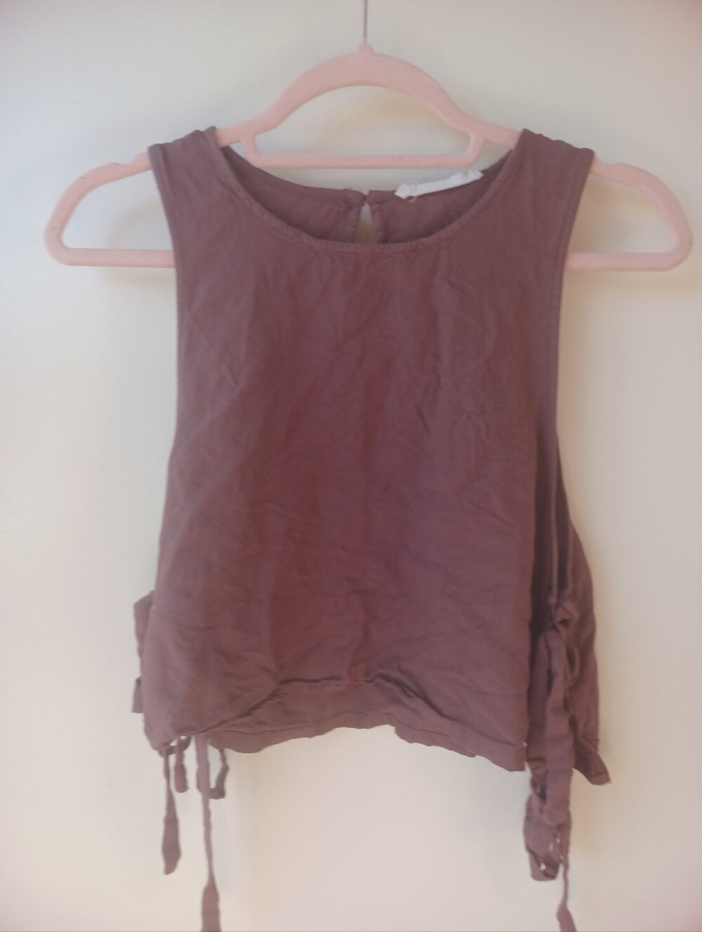 Sleeveless Side-Tie Crop Top